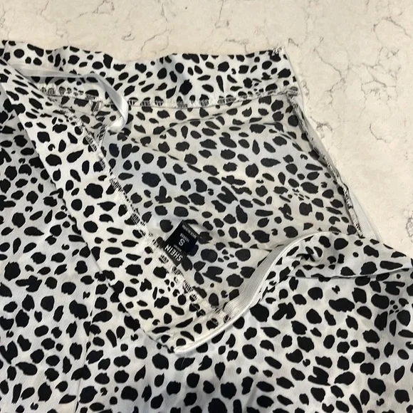 Skirt - Picture 4 of 6